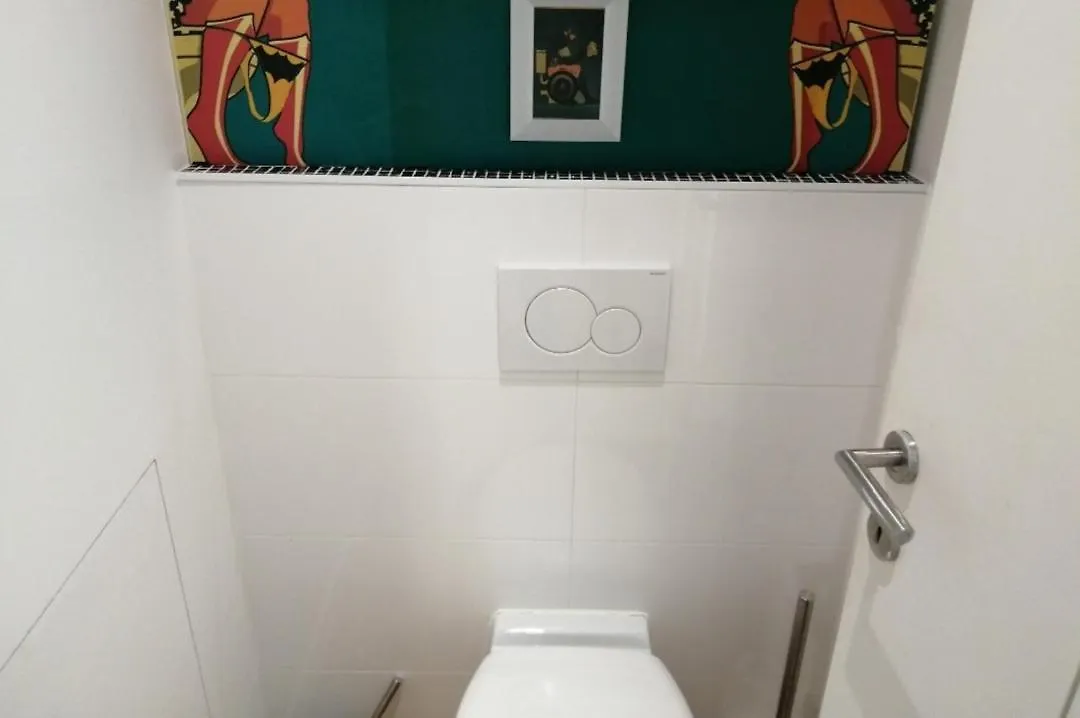 Luxury Pop-Art Suite Charleroi Apartment