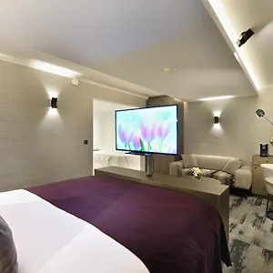 4* מלון Airport - Der Valk